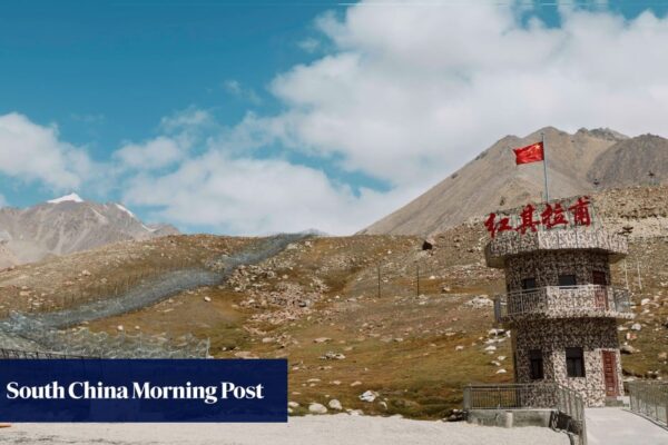 1 person killed, 3 hurt in Xinjiang traffic accident involving Hong Kong tour group