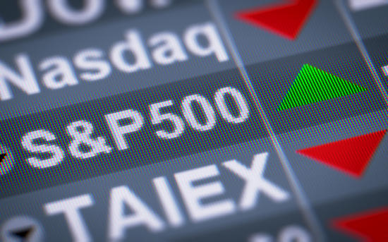 $600 Billion Buyback Boom? JPMorgan Thinks So -- But Goldman Has Doubts