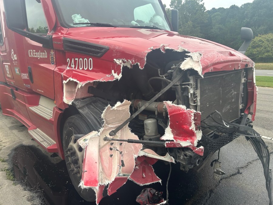 Man dies after two-vehicle crash involving tractor-trailer in Isle of Wight County