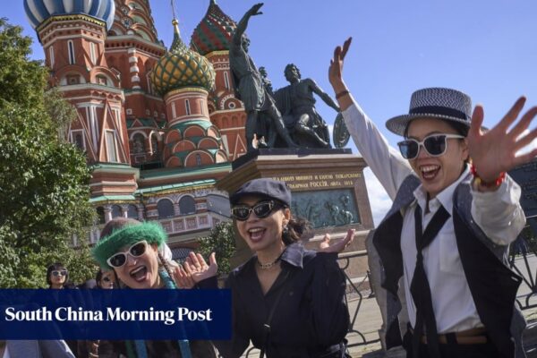 Chinese travellers mull Russia for visa-free National Day holidays