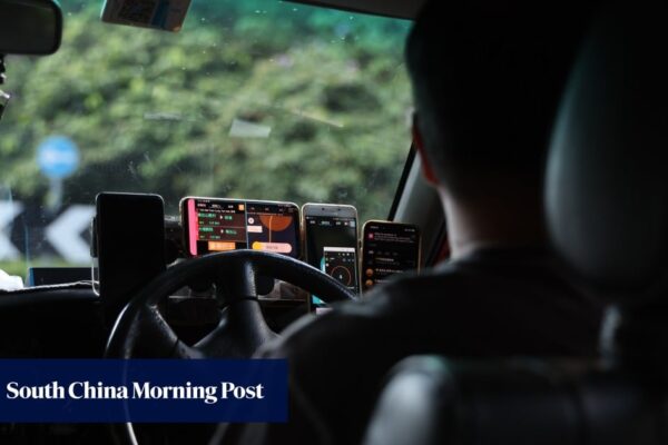 Letters | Limiting phones on Hong Kong dashboards is the safest way forward