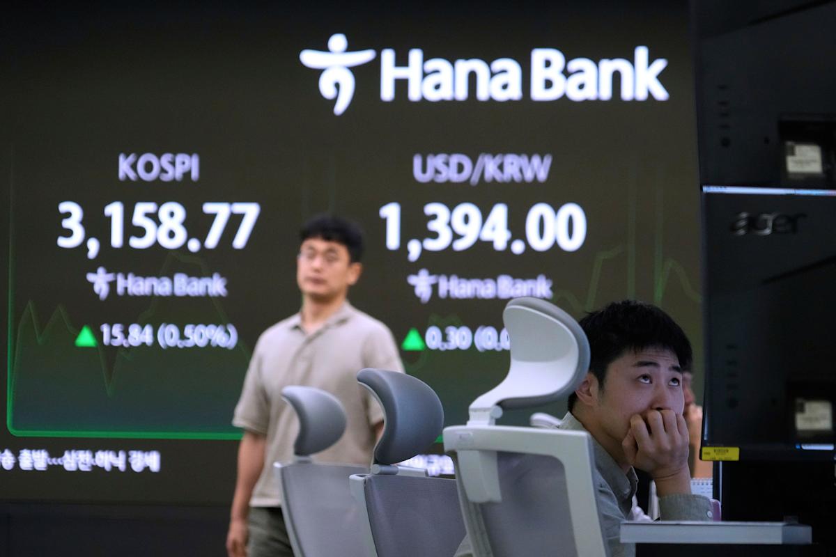 Stocks rise amid global bond sell-off while gold hits fresh highs