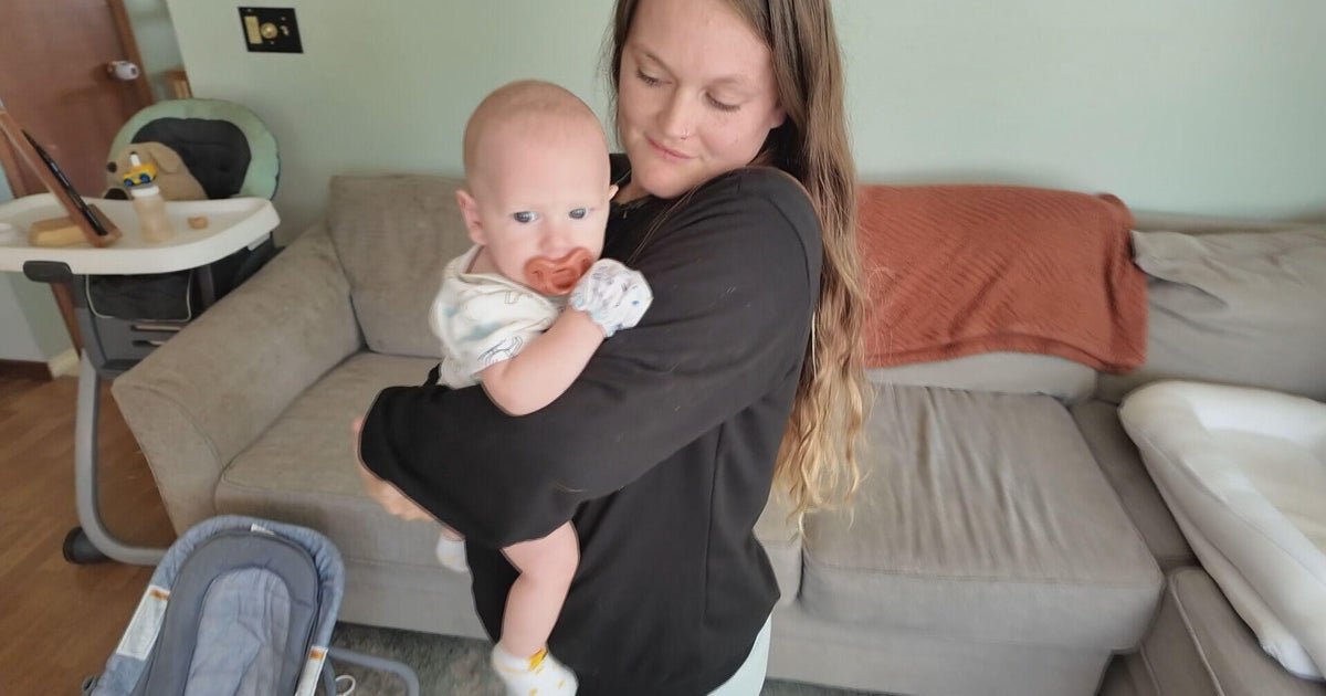 U.S. sees steepest decline of mothers of young children in the workforce in 40 years, study finds