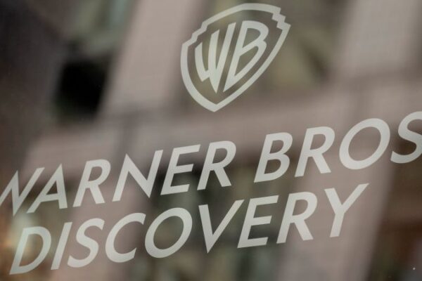 A Paramount bid for Warner Bros. Discovery could ignite a bidding war, analysts say