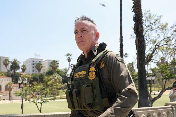 Border official who oversaw Los Angeles immigration raids arrives in Chicago as Trump widens crackdown