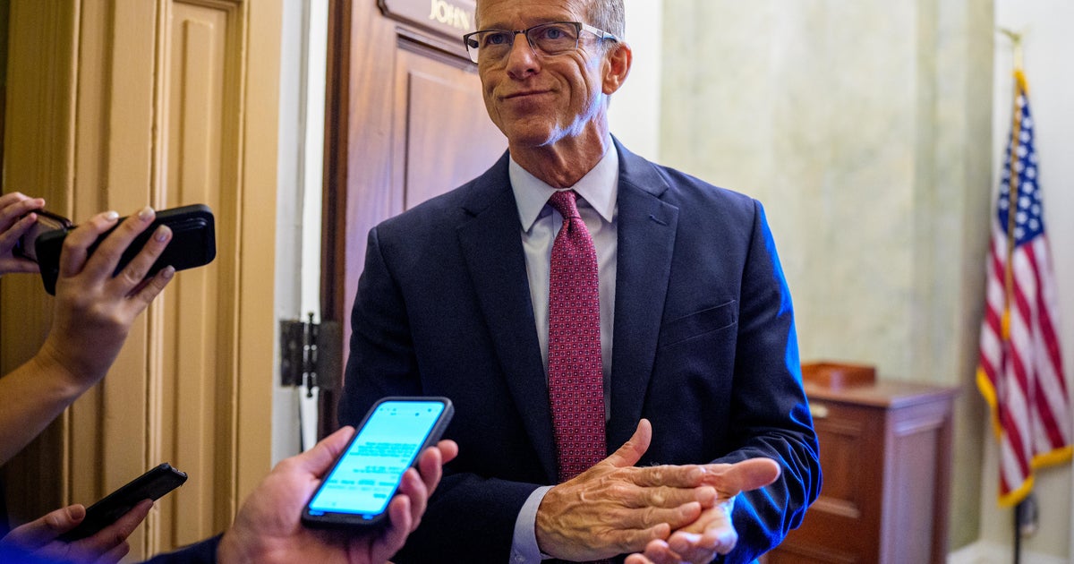 Senate returns as Democrats and Republicans trade blame over looming government shutdown