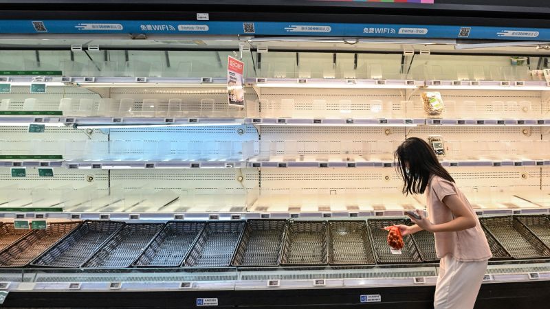 Typhoon Ragasa: Hong Kong, southern China brace for powerful typhoon after it batters the Philippines as super typhoon