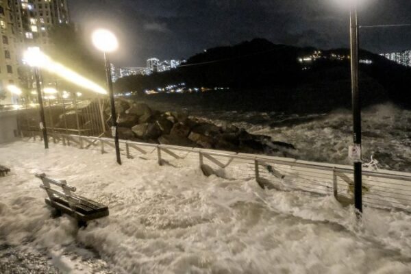 Deadly Typhoon Ragasa slams into Hong Kong, other parts southern China after killing 14 in Taiwan