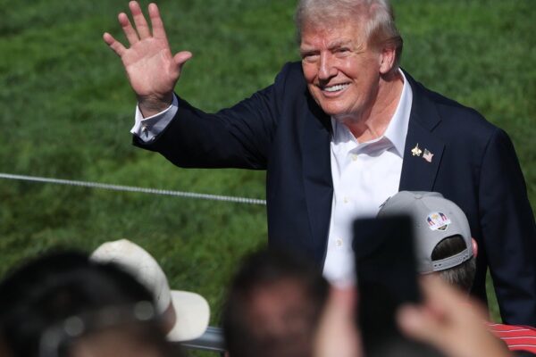 Trump confident ahead of Monday showdown, says Democrats' position makes shutdown likely: "I just don't know how we're going to solve this issue"