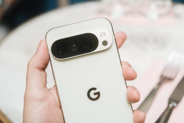 I Tested the Pixel 10 Pro and It's a Master Class on What an Android Phone Should Be