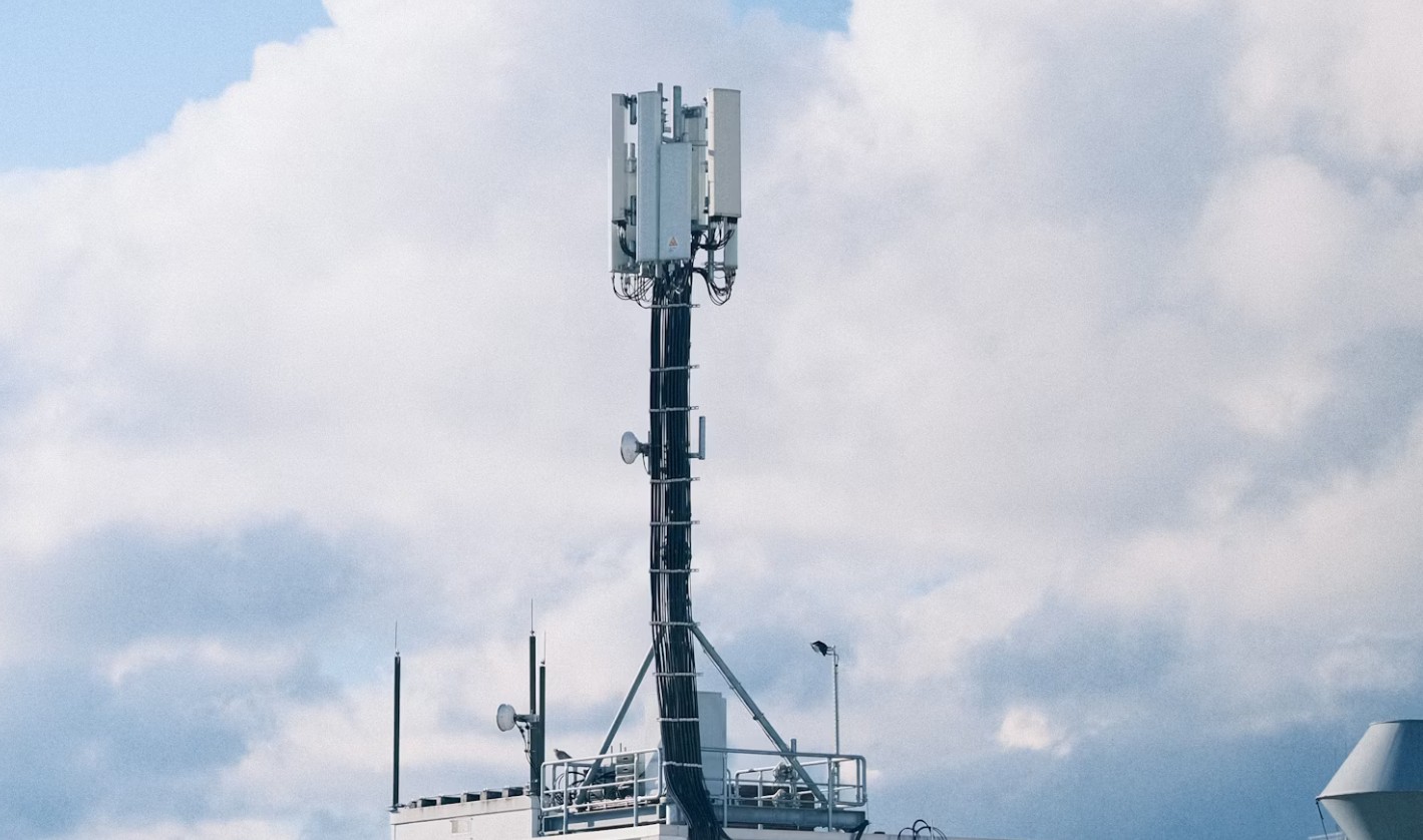 US Intelligence Uncovers Clandestine Cellular Network in New York