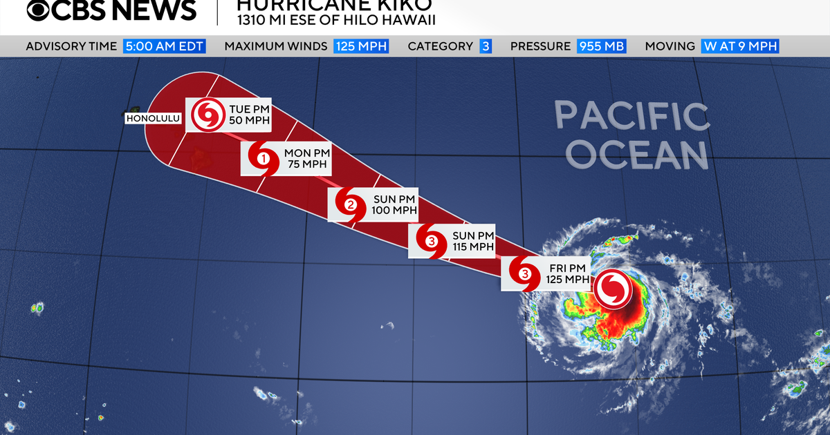 Maps show Hurricane Kiko's path and forecast as it moves west toward Hawaii