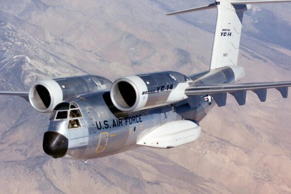This Over-Wing Engine Setup Helped Boeing's YC-14 Master Short Runways