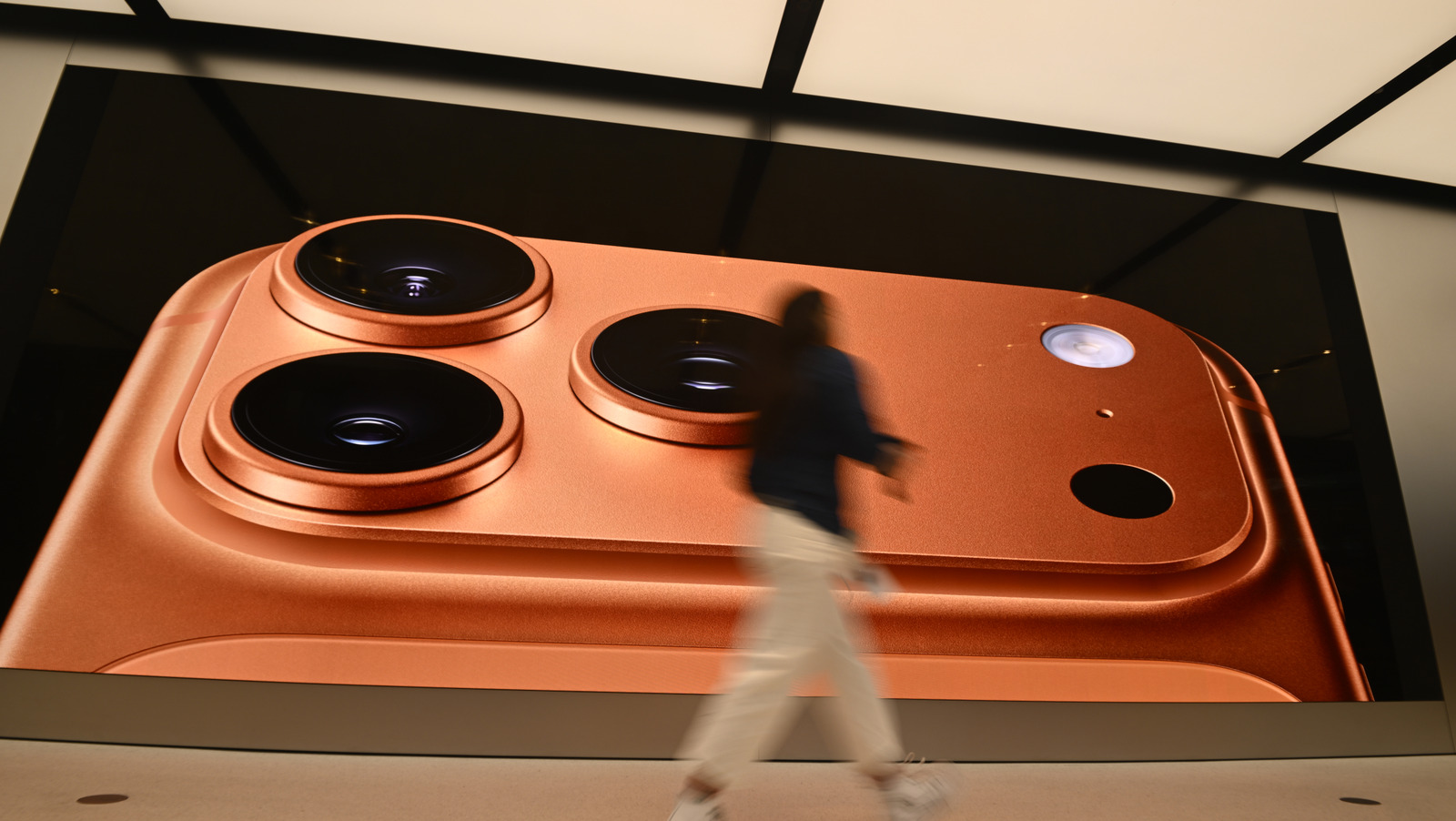 The iPhone 17 Is Already Having Issues With T-Mobile, Verizon, AT&T, And More