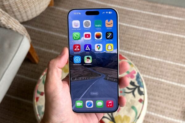 12 Essential iPhone Apps You Should Be Using By Now