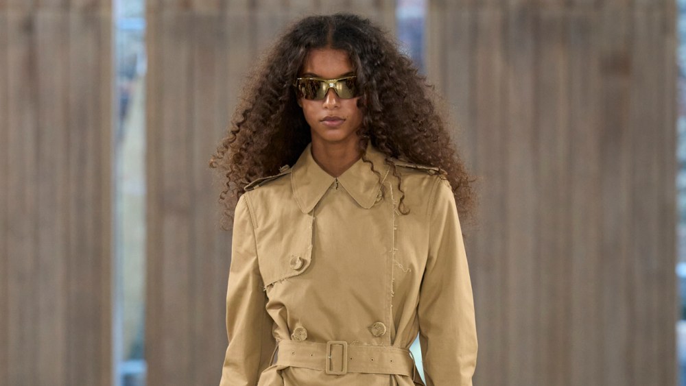 Moschino Spring 2026 Ready to Wear Runway, Fashion Show & Collection Review