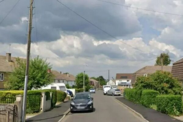 Girl, 9, shot THREE TIMES in ‘racially aggravated’ attack in broad daylight as cops launch urgent manhunt – The Sun