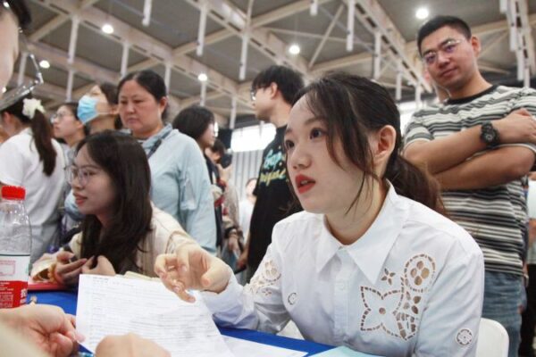 China’s internet censors have a new target: pessimists