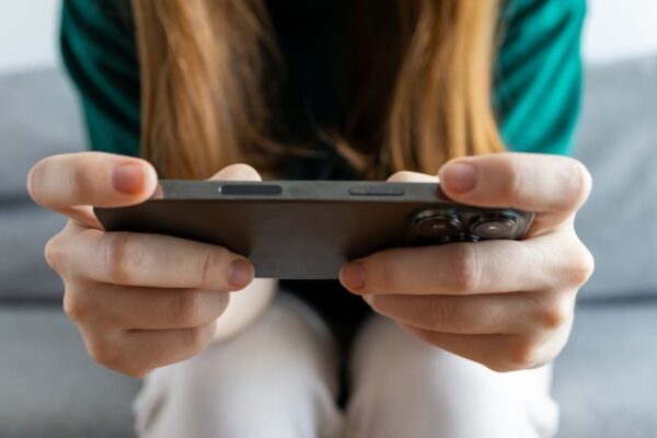 Screen addiction: Children’s vision at risk