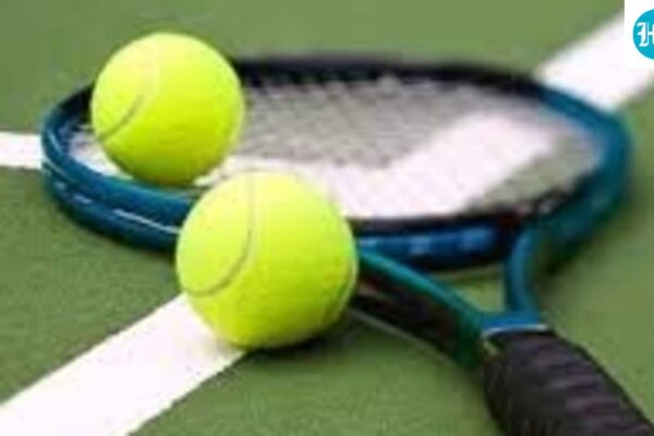 Gauff digs deep to keep China Open title defence alive