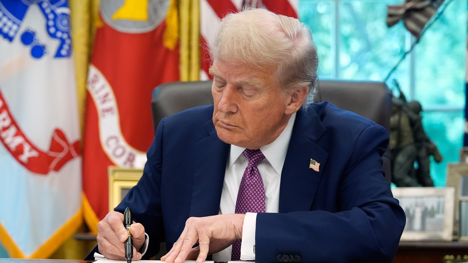 Trump amps up crackdown rhetoric with Chicago 'war' threat