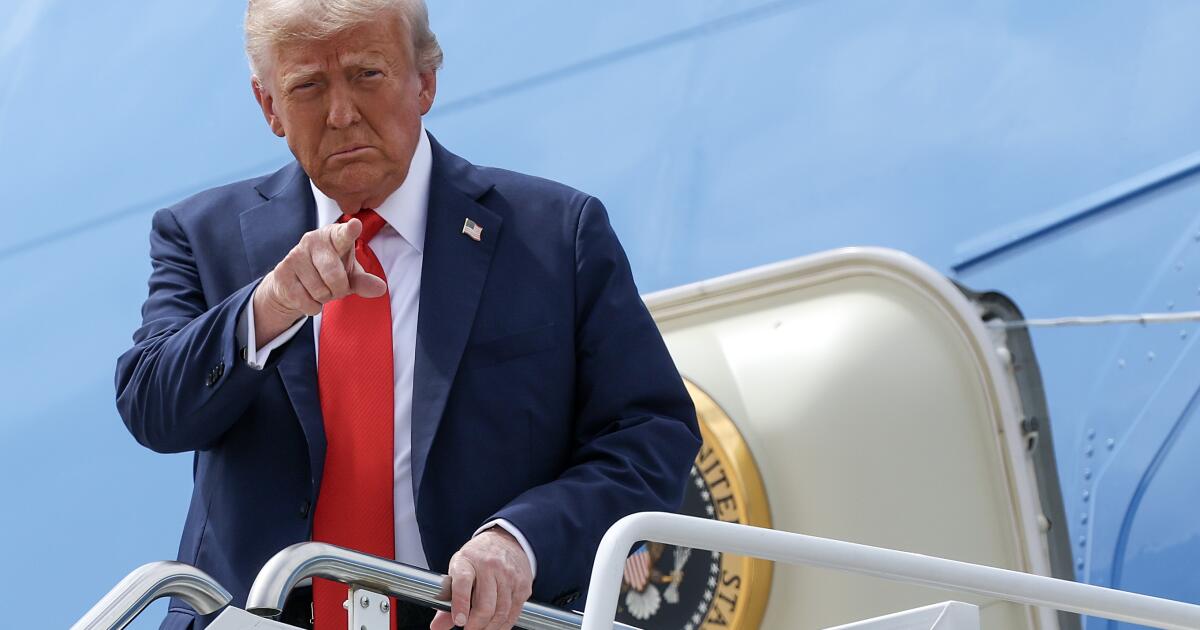 In a dizzying few days, Trump ramps up attacks on political opponents and 1st Amendment