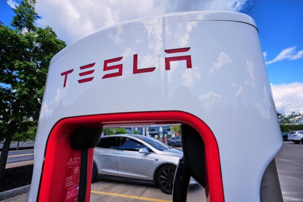 Tesla reports blowout Q3 deliveries as buyers plow in before federal tax credit expires