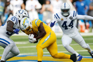 What Colts’ Lou Anarumo keeps ignoring could backfire in brutal fashion Indianapolis Colts v Los Angeles Chargers