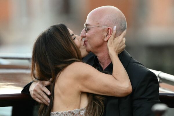 Inside Lauren Sánchez Bezos and Jeff Bezos coordinated wardrobe Inside Lauren Sánchez Bezos and Jeff Bezos coordinated wardrobe