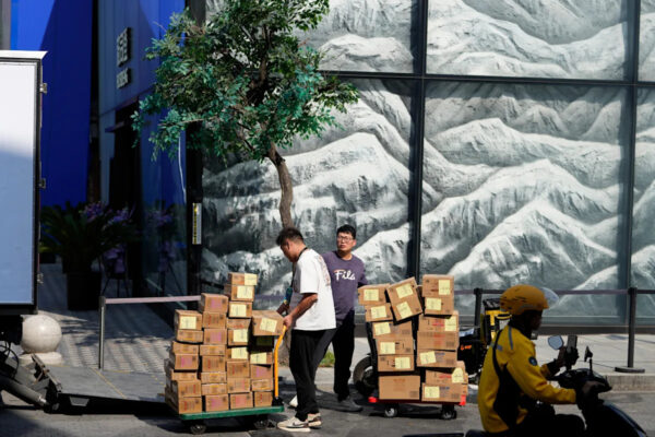 China’s economy slows to 4.8% annual growth in July-September, hit by tariffs and slack demand Yahoo news home