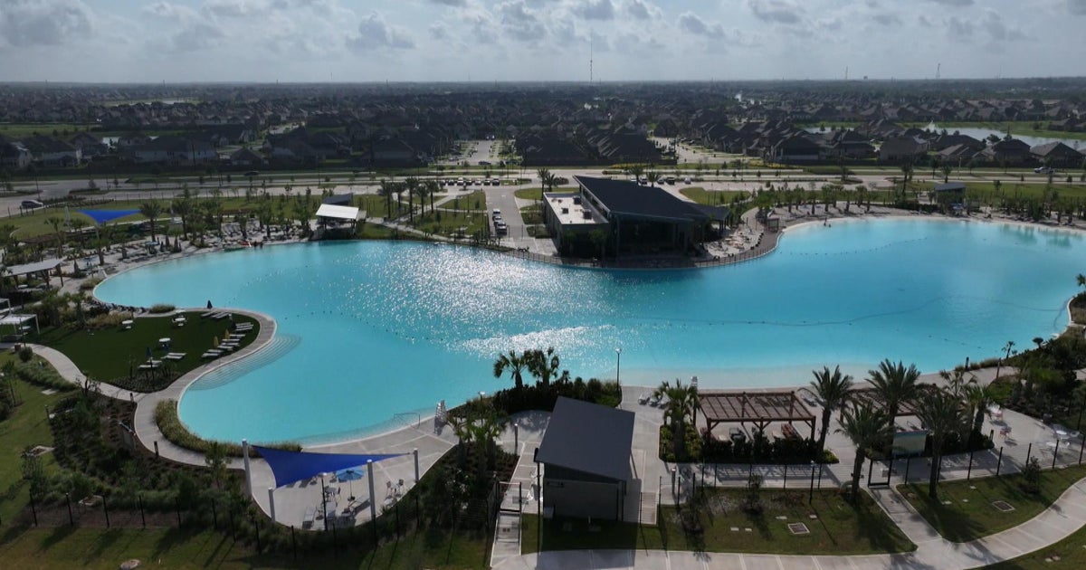 Company promises paradise anywhere with man-made lagoons