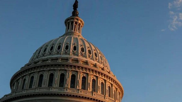 10/27: CBS Evening News Plus