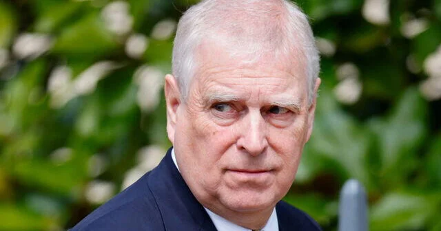 10/30: CBS Evening News - CBS News