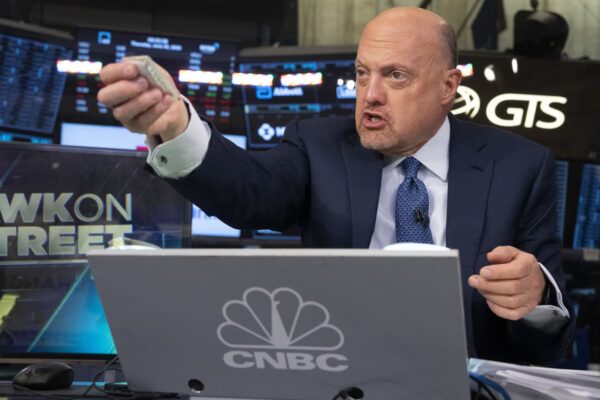 Invest in stocks and avoid 1990s-like speculation that seems so tempting Invest in stocks and avoid 1990s-like speculation that seems so tempting