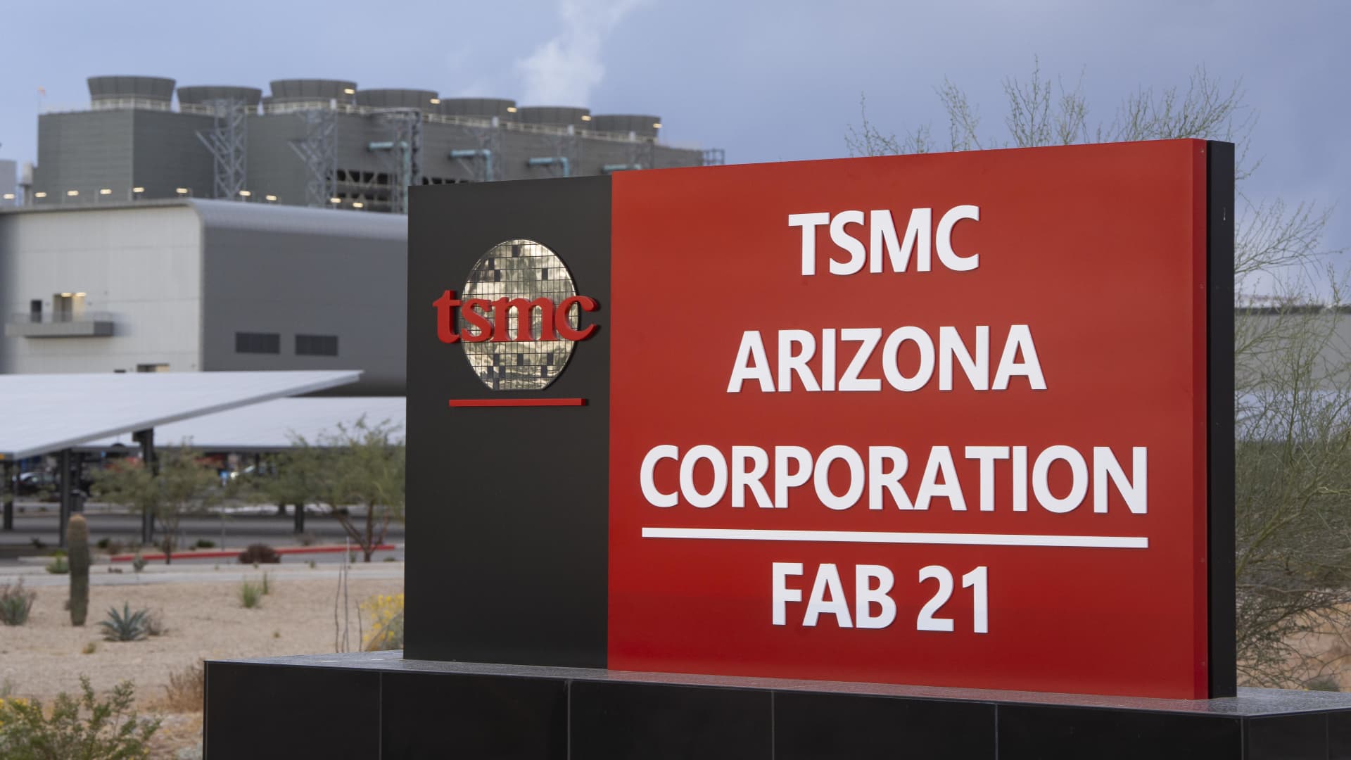 Jim Cramer's top 10 things to watch in the stock market Thursday