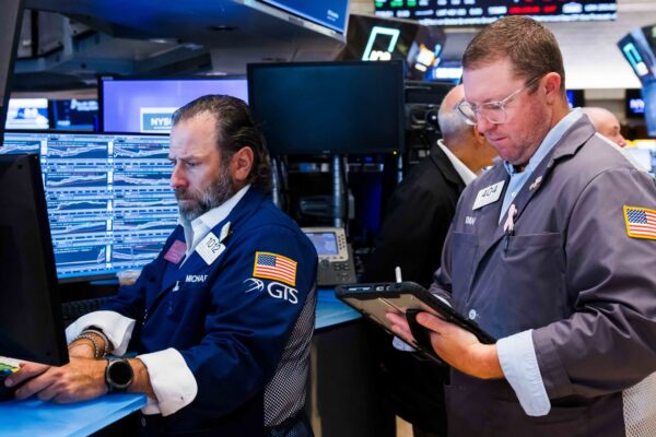 Shutdown investing Wall Street advice