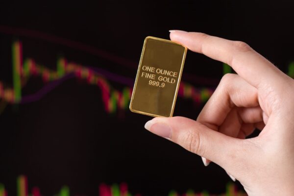 Gold just hit $4,000—here’s how it fits into your investment mix Gold just hit $4,000—here's how it fits into your investment mix
