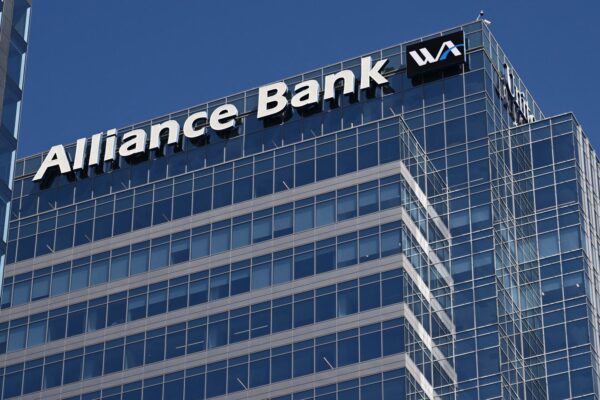 Bad loans by regional banks should concern us all