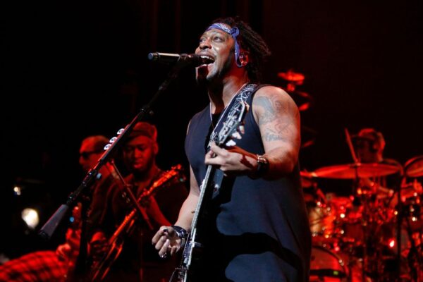 Celebrities pay tribute to neo-soul pioneer D’Angelo, dead at 51 Celebrities pay tribute to neo-soul pioneer D'Angelo, dead at 51