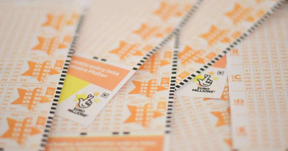 Single UK ticket-holder wins £26m EuroMillions jackpot