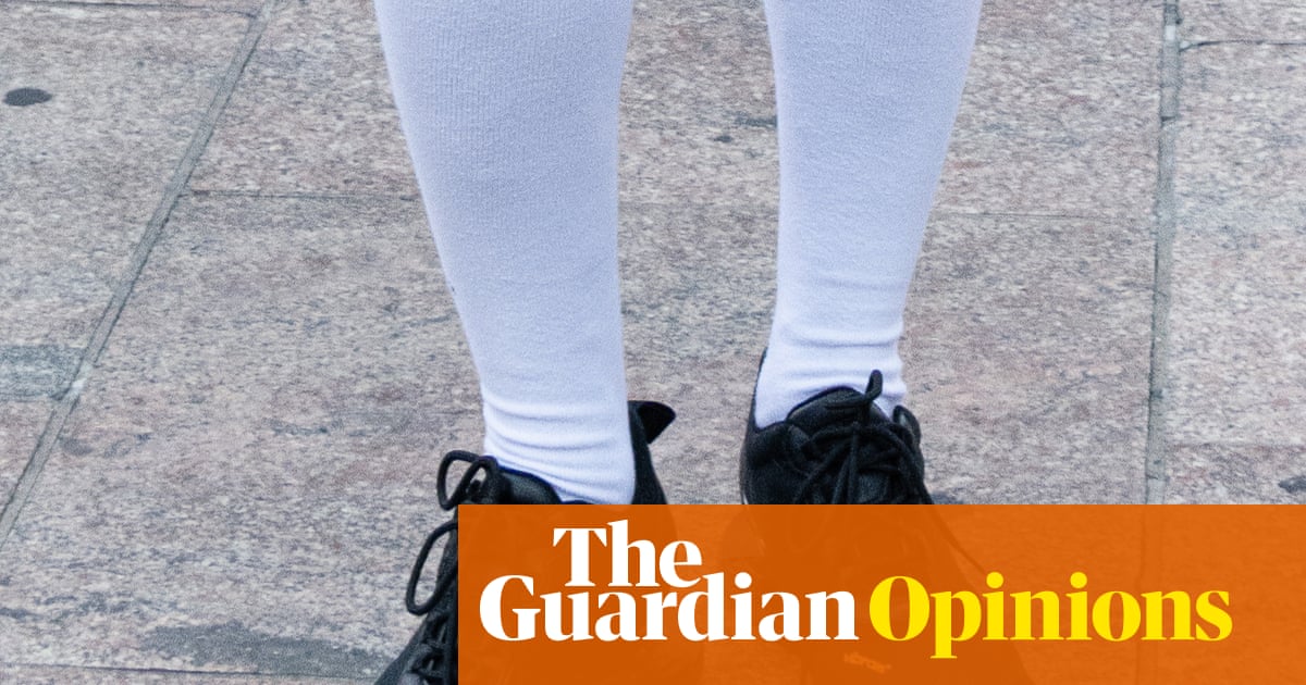 Toe-curling fashion: how did toe shoes become so popular? | Fashion