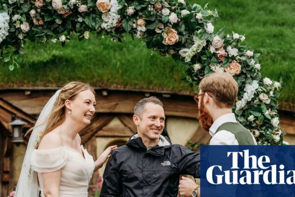 Ranking celebrity wedding-crashers, from Elijah Wood in Hobbiton to Tom Hanks everywhere | Film