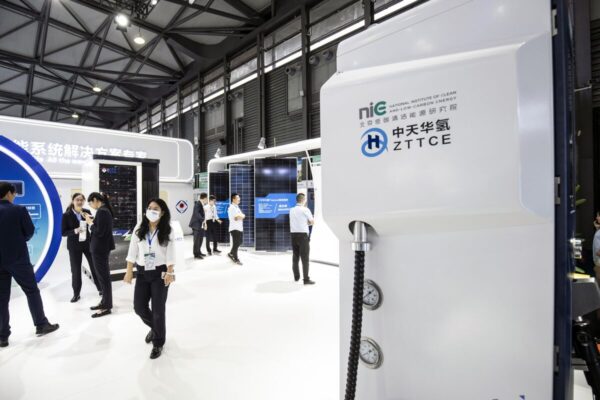 How Trump’s Green Hydrogen Cuts Are Opening the Door for China