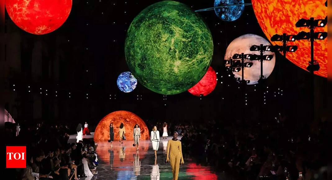 Paris Fashion Week debut shows |