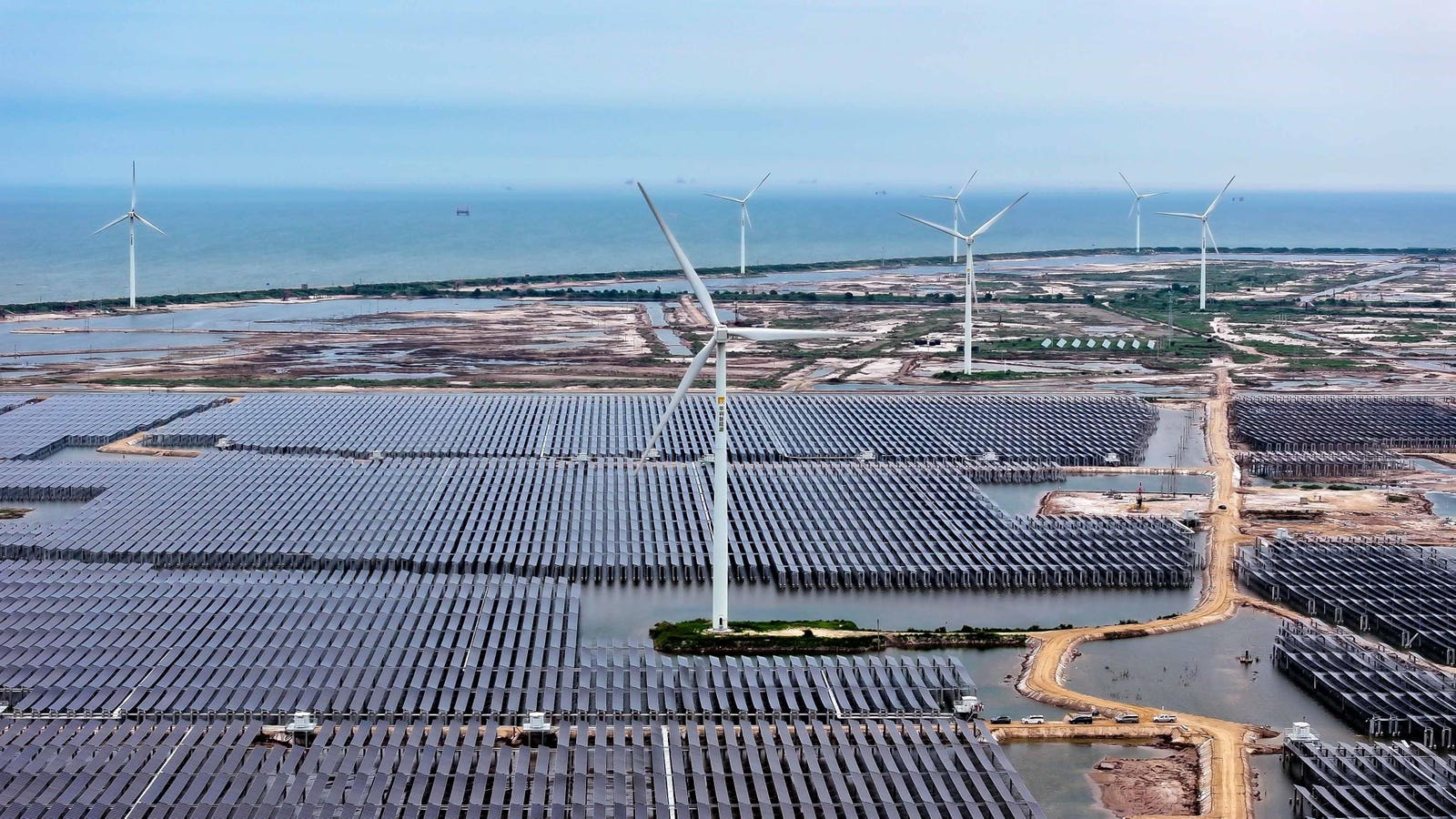 China’s Clean Tech Exports Trump U.S. Oil And Gas