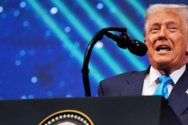 Trump talks trade in South Korea ahead of high stakes meeting with China's president