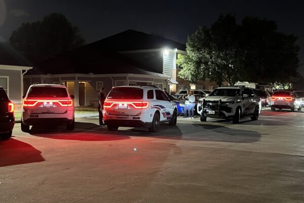12-year-old in custody, charged with aggravated assault after older sister stabbed in N. Harris Co., HCSO says