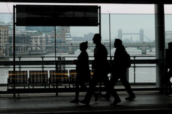 UK business confidence plunges to lowest level on record