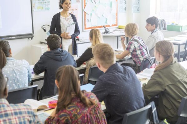 Parents could receive regular texts from teachers in future