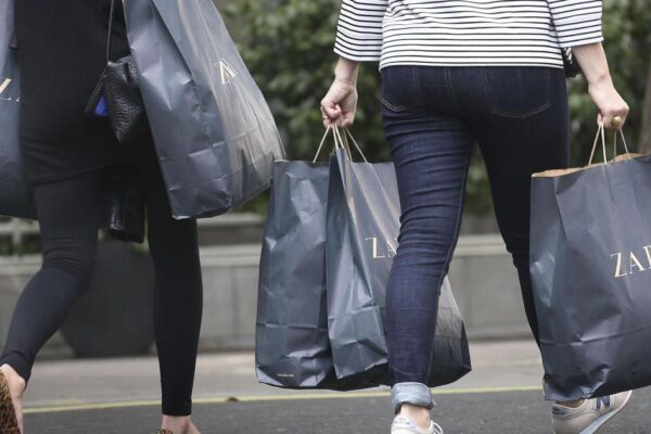 Consumer confidence in economy falls to lowest point this year